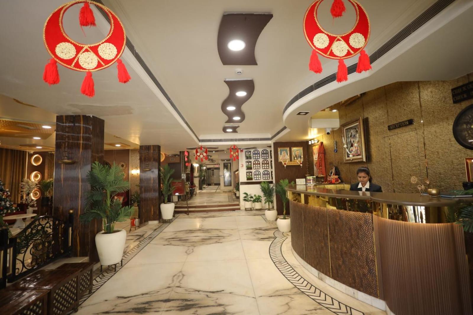 Hotel Sheetal Regency,Near Janambhumi Mathura Ngoại thất bức ảnh